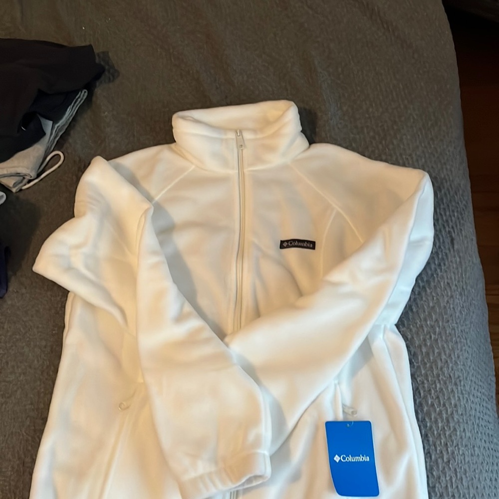 Brand new Columbia zip up fleece jacket
